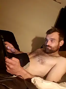 Snapshot of LKC94 chatting on 8, 10, 2025 LKC94 online show from 8, 10, 2025