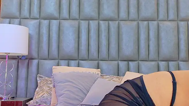 CamilaJohnston online show from 21, 5, 2026
