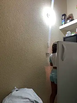 bran lindi online show from 4, 4, 2026