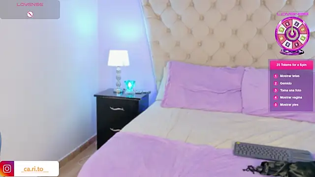 CarolineNasty online show from 7, 2, 2026