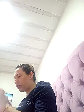 melany-92xxx online show from 15, 12, 2025