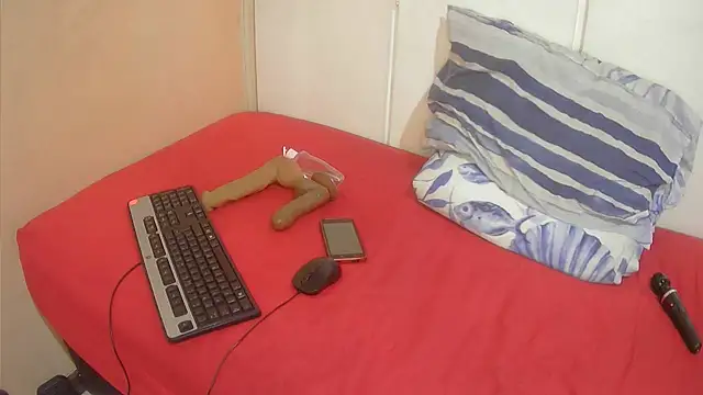 XhosaBoobs4U online show from 26, 10, 2025