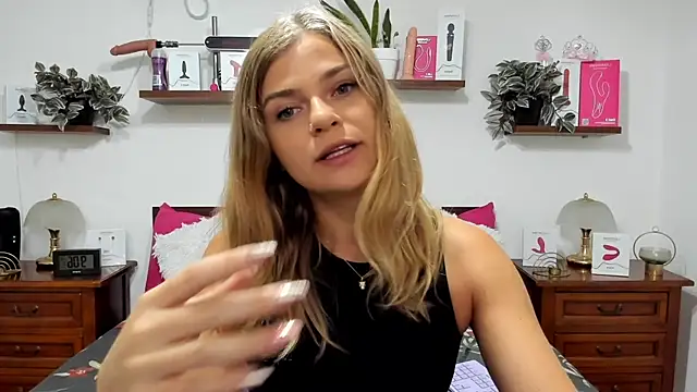 HaleyReedme online show from 15, 9, 2025