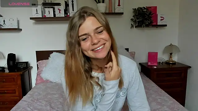 HaleyReedme online show from 26, 9, 2025