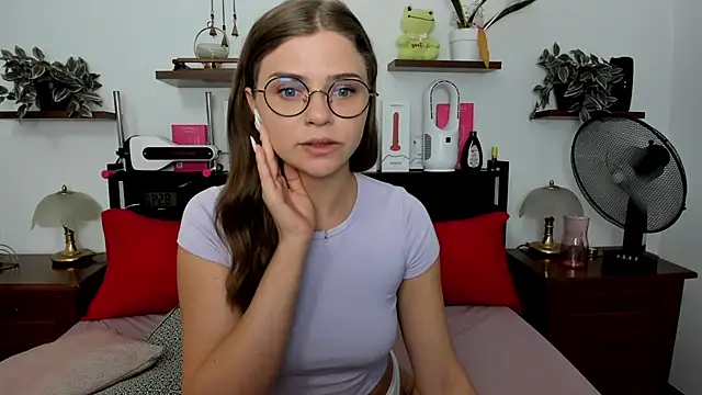 HaleyReedme online show from 16, 7, 2026
