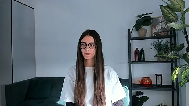 Snapshot of SunnCoote chatting on 12, 3, 2025 SunnCoote online show from 12, 3, 2025