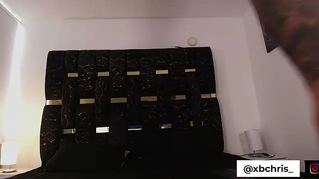 Snapshot of chris_blake__ chatting on 6, 2, 2026 chris blake online show from 6, 2, 2026