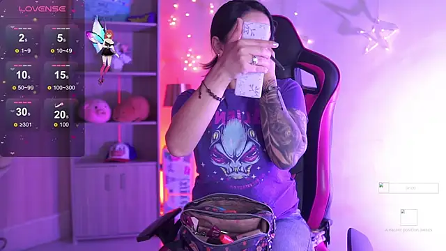 Madison Mayer online show from 7, 11, 2025