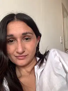 luci brecman online show from 14, 6, 2026