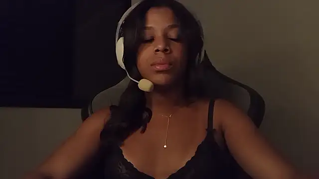 cammydebora online show from 8, 10, 2025