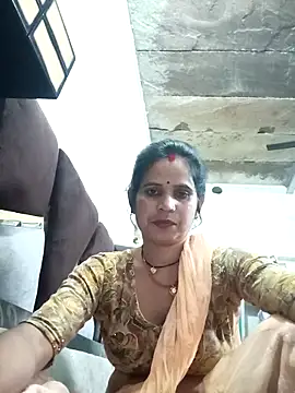 Reena27 online show from 12, 3, 2025