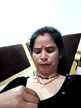 Reena27 online show from 13, 3, 2025