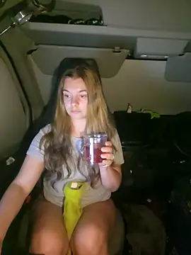 Snapshot of Amesthyst_destiny chatting on 4, 10, 2025 Amesthyst destiny online show from 4, 10, 2025