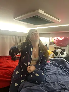 Snapshot of Amesthyst_destiny chatting on 17, 10, 2025 Amesthyst destiny online show from 17, 10, 2025