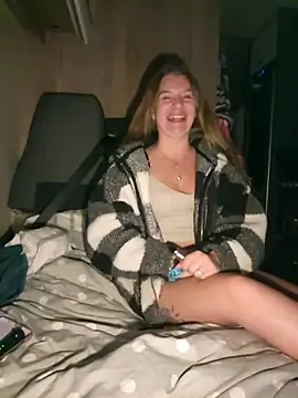 Snapshot of Amesthyst_destiny chatting on 25, 10, 2025 Amesthyst destiny online show from 25, 10, 2025