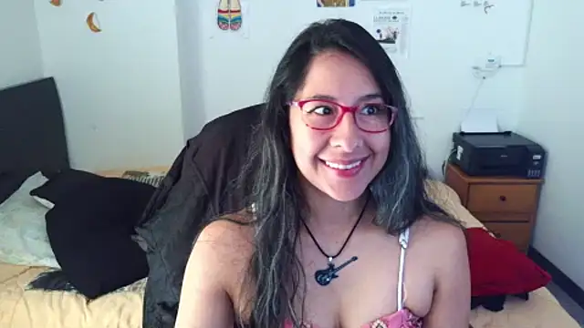 Snapshot of Malishka-fox chatting on 1, 10, 2025 Malishka-fox online show from 1, 10, 2025