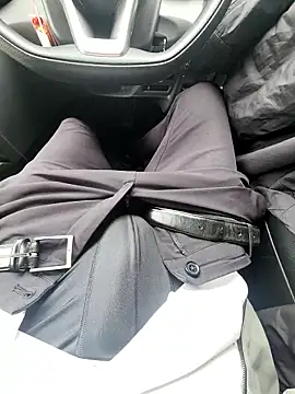 ikeike-kun online show from 10, 4, 2026