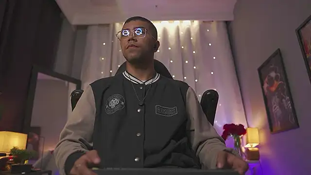 Colstorw  online show from 23, 2, 2026