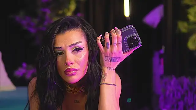 ChicaOra online show from 2, 2, 2026