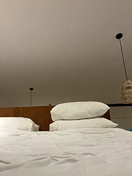 DarkVelvet online show from 6, 3, 2026