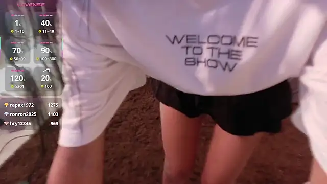 YuliethPetite online show from 4, 11, 2025