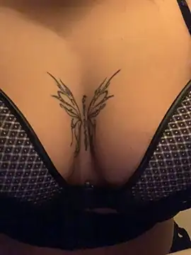 Snapshot of mariabootyyy chatting on 16, 3, 2025 mariabootyyy online show from 16, 3, 2025