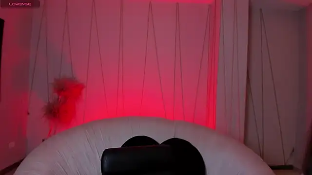 MaiaCollins online show from 11, 9, 2025