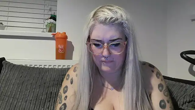 Sizzling Indie36 online show from 9, 10, 2025