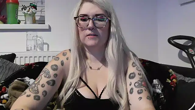 Sizzling Indie36 online show from 1, 11, 2025