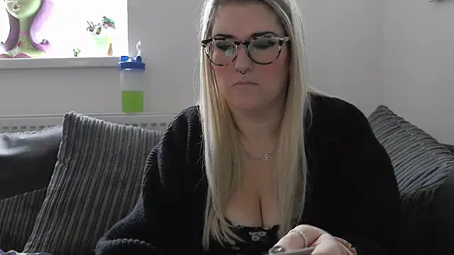 Sizzling Indie36 online show from 19, 11, 2025