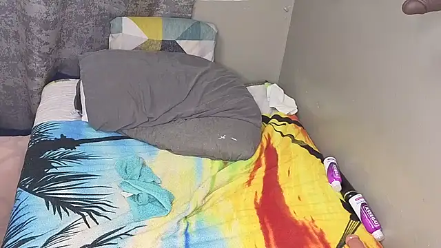 spicybootie online show from 4, 2, 2026