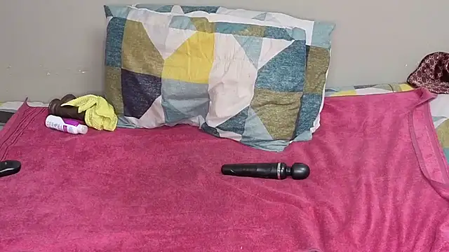 spicybootie online show from 6, 3, 2026