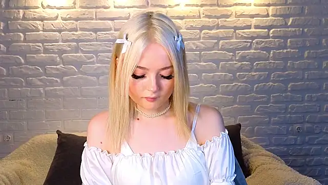 minigirl online show from 16, 3, 2025