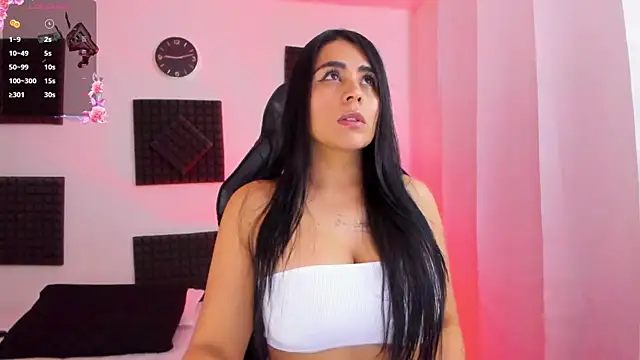 hannarusso online show from 26, 10, 2025