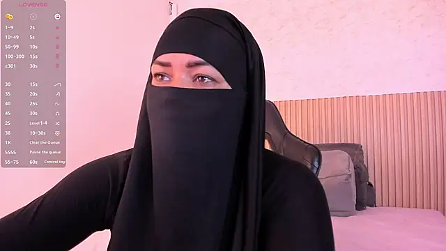 Snapshot of Layla_arabelle chatting on 14, 7, 2026 Layla arabelle online show from 14, 7, 2026