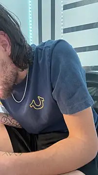 Snapshot of bwcizThrobbing chatting on 11, 1, 2026 bwcizThrobbing online show from 11, 1, 2026