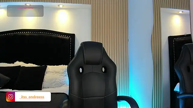LiamWildx20 online show from 9, 7, 2026