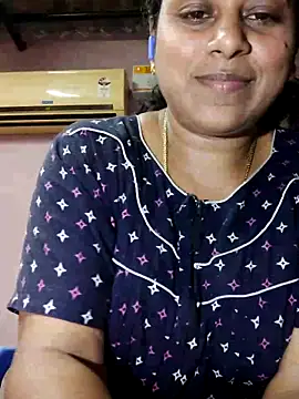 Snapshot of JENNIFERtamil chatting on 19, 5, 2026 JENNIFERtamil online show from 19, 5, 2026