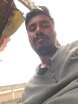 Snapshot of hot_integer chatting on 11, 10, 2025 hot integer online show from 11, 10, 2025