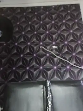 Megann 9 online show from 5, 4, 2026