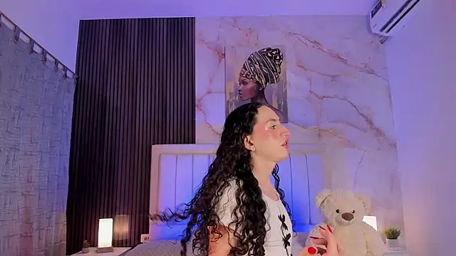 peachandtyron  online show from 5, 10, 2025