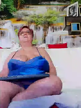 Snapshot of QueenPammy1 chatting on 3, 2, 2025 QueenPammy1 online show from 3, 2, 2025