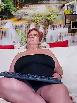 Snapshot of QueenPammy1 chatting on 16, 2, 2025 QueenPammy1 online show from 16, 2, 2025