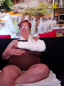 Snapshot of QueenPammy1 chatting on 5, 3, 2025 QueenPammy1 online show from 5, 3, 2025