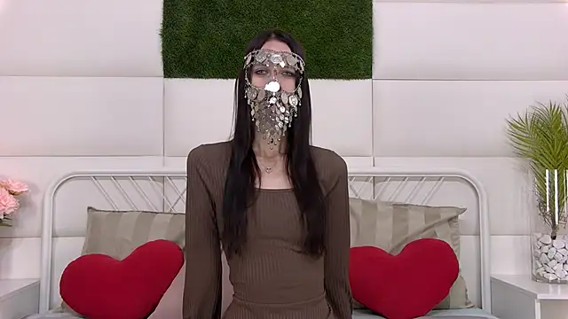 Snapshot of TaraHarris chatting on 15, 9, 2025 TaraHarris online show from 15, 9, 2025