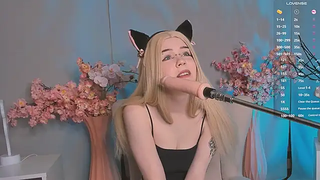 Snapshot of Janne_Stone chatting on 18, 3, 2025 Janne Stone online show from 18, 3, 2025