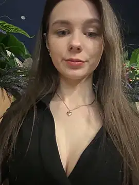 Snapshot of MilaBee chatting on 19, 1, 2026 MilaBee online show from 19, 1, 2026