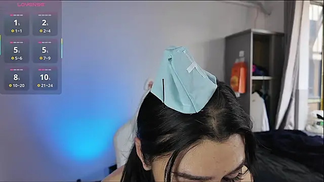 Rainbow-sweet online show from 4, 12, 2025