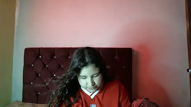 Snapshot of Valeria_Tiffany chatting on 14, 11, 2025 Valeria Tiffany online show from 14, 11, 2025