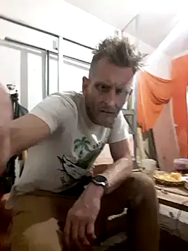 Snapshot of Tomassasdss chatting on 12, 10, 2025 Tomassasdss online show from 12, 10, 2025